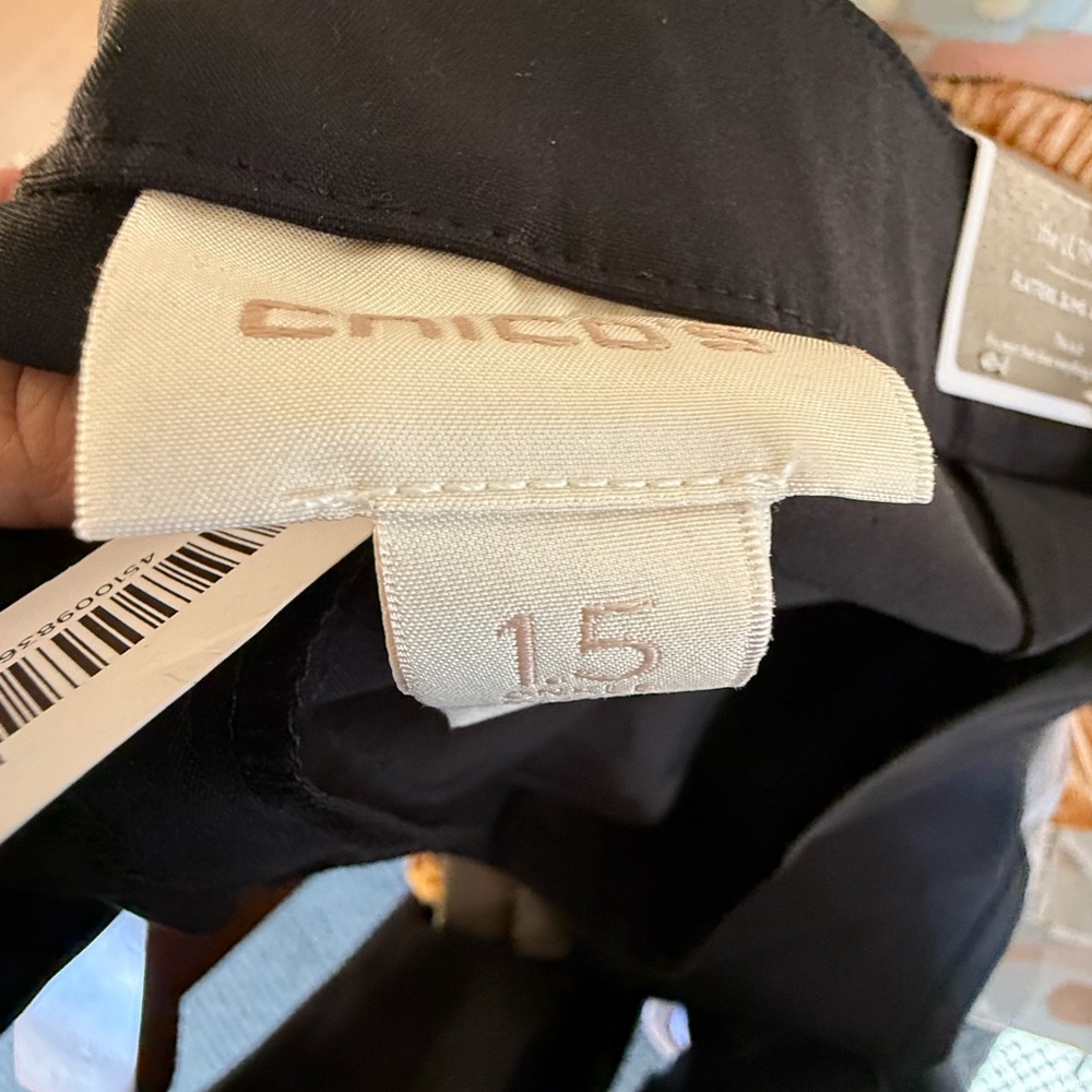 NWT Chico's black embellished hem pants 1.5 Crop Ultimate Fit slim ankle sequins - Picture 7 of 11